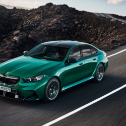 P90557399_lowRes_the-all-new-bmw-m5-0