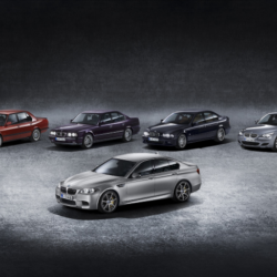 740 P90148934_lowRes_the-bmw-m5-30-years-