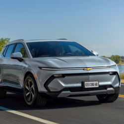 740 Chevrolet_Equinox_EV_on_road[1]