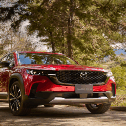 RS74456_VG06LAA_Mazda_CX-50_Versiones_Grand_Touring_Signature_2.5L_Turbo_Exterior_005