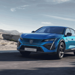 PEUGEOT_408PHEV_2022_228_FR