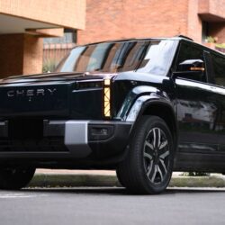 iCar 03